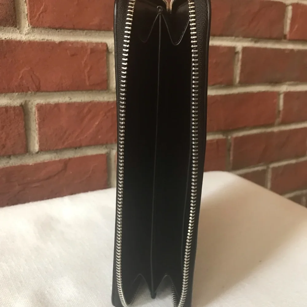 •Kenzo Black Leather Zip Clutch Travel Wallet Organizer